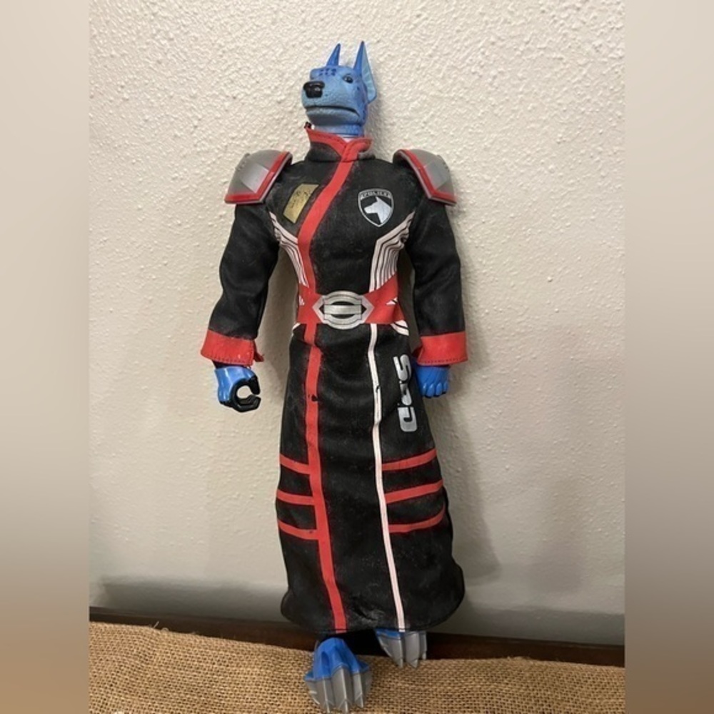 POWER RANGERS SHADOW S.P.D. "Anubis "DOGGIE" Cruger" BANDAI 2004. Gently used.